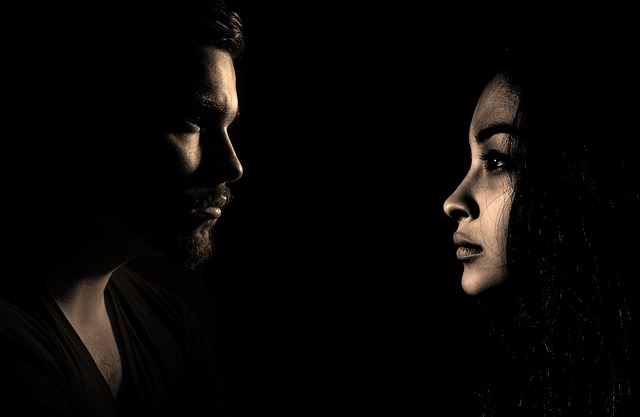 smart doorbell camera with facial recognition and mobile alert notification