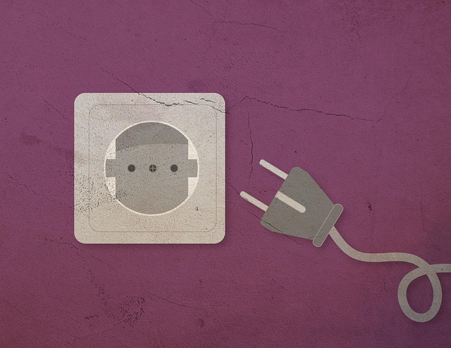 AI powered thermostat displaying energy savings and temperature schedule